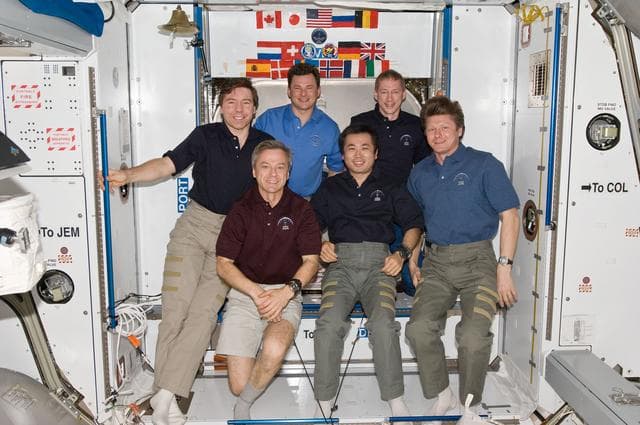 NASA image: Expedition 20 crew portrait