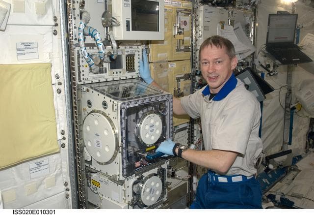NASA image: De Winne in Kibo