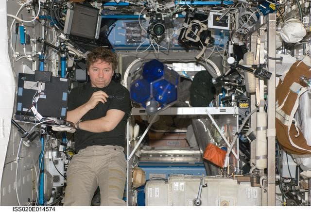 NASA image: SPHERES (Synchronized Position Hold,Engage,Reorient,Experimental Satellites)