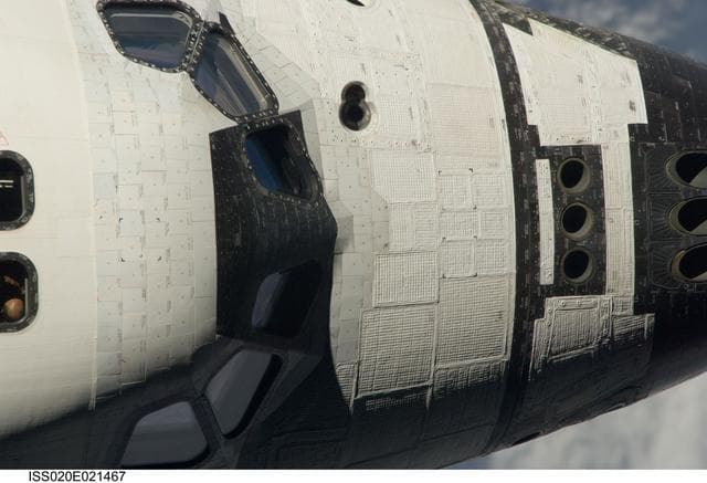 NASA image: STS-127 RPM (R-Bar Pitch Maneuver) 800mm