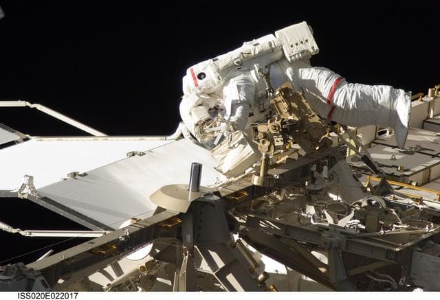 NASA image: iss020e022017