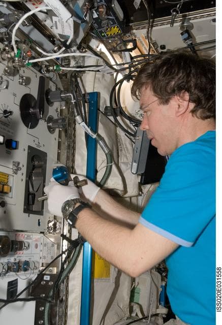 NASA image: Surface, Water and Air Biocharacterization (SWAB)