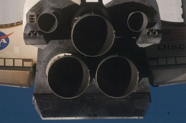 NASA image: 400mm Mapping Sequence performed during the STS-128 R-Bar Pitch Maneuver 