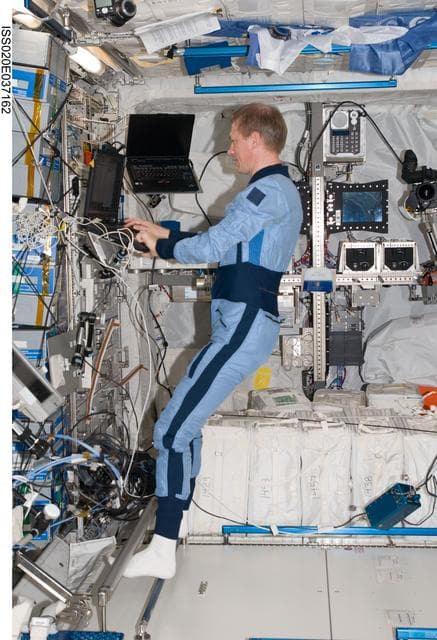 NASA image: De Winne in Columbus module