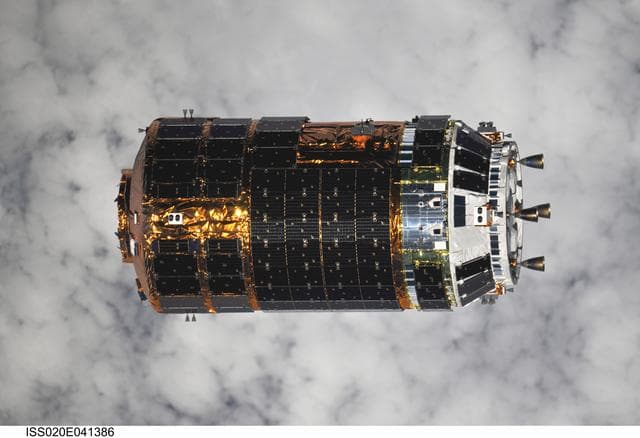 NASA image: HTV approach