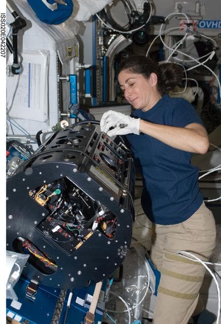 NASA image: CIR Combustion Chamber Fuel Reservoir Ops