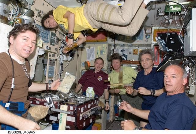 NASA image: Expedition crews at the table