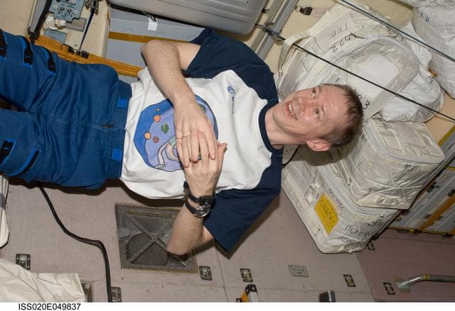 NASA image: iss020e049837