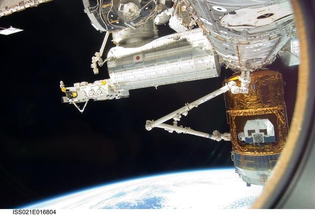 NASA image: HTV Unberth and Release