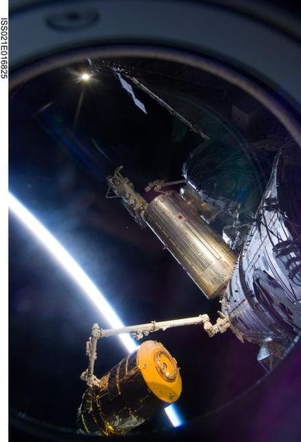 NASA image: HTV Unberth and Release