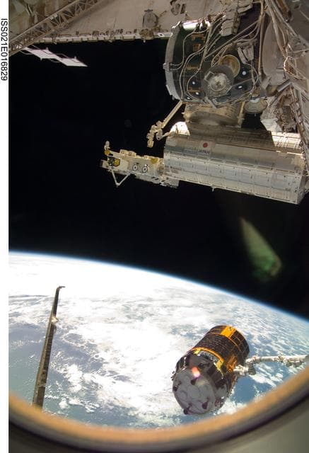 NASA image: HTV Unberth and Release