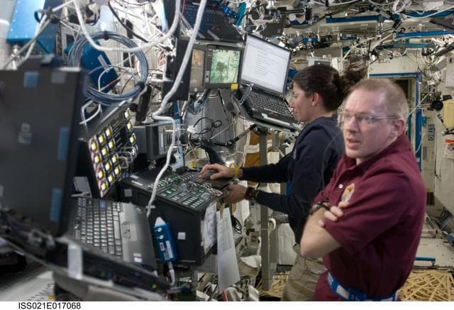 NASA image: HTV Unberth and Release
