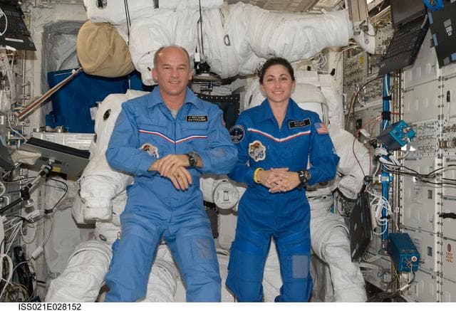 NASA image: Expedition 21 Crew Photo