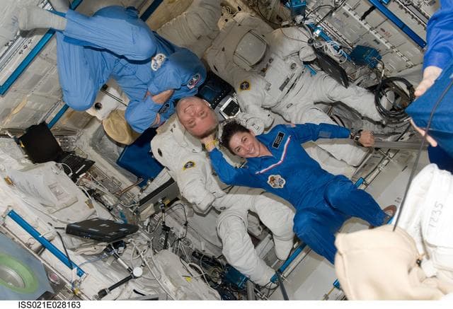 NASA image: Expedition 21 Crew Photo
