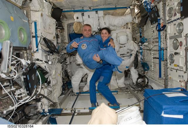 NASA image: Expedition 21 Crew Photo