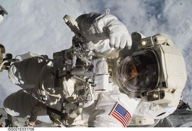 NASA image: View of STS-129 MS4 Satcher during EVA3