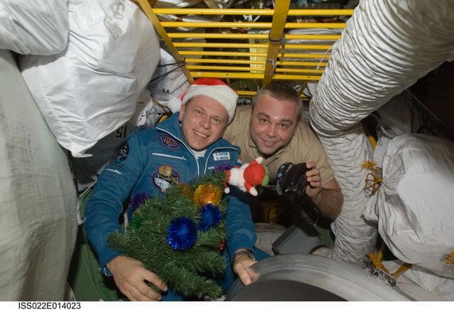NASA image: Kotov and Suraev in the Transfer Compartment during Expedition 22