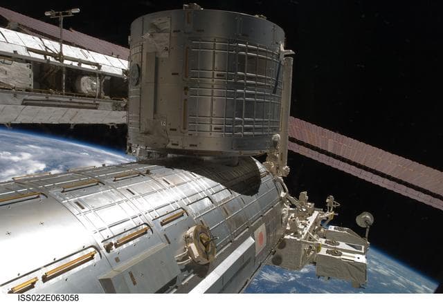 NASA image: Survey view of ISS