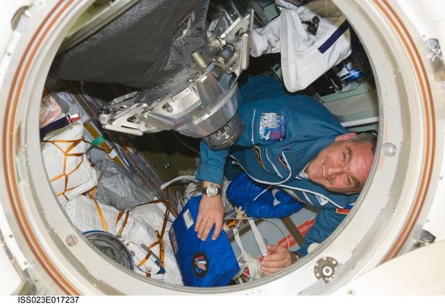NASA image: Soyuz TMA-18/22S Hatch Opening