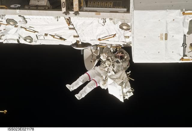 NASA image: Mastracchio during EVA 1