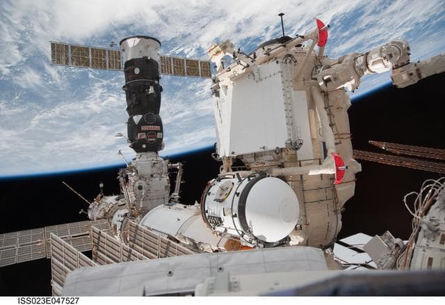 NASA image: MRM1 during Mating to FGB