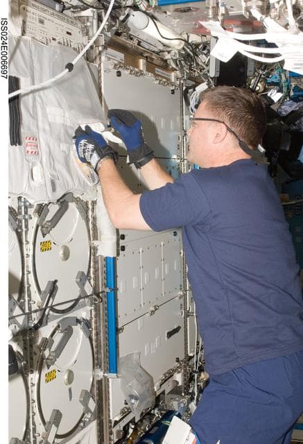 NASA image: MELFI Sample Insertion