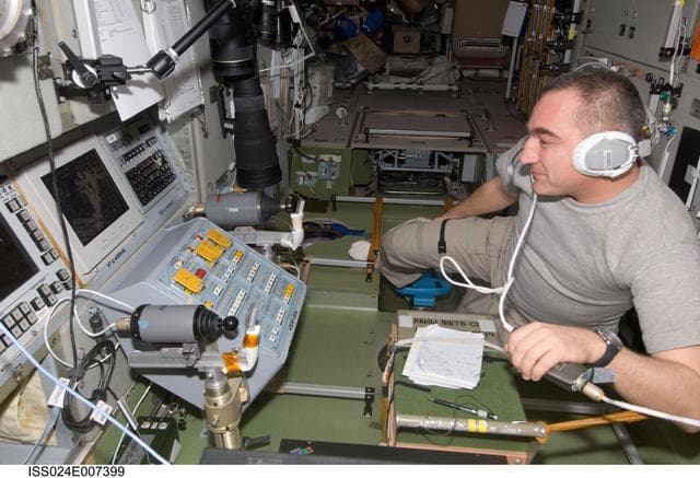 NASA image: Progress 38 TORU OPS