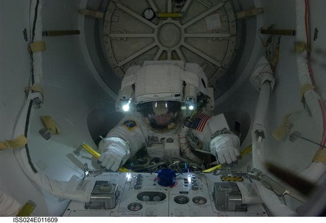 NASA image: US EVA 15 Prep