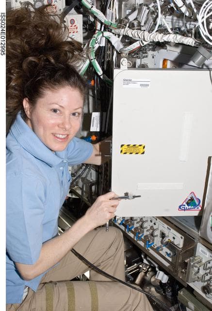 NASA image: GLACIER Express Rack Setup