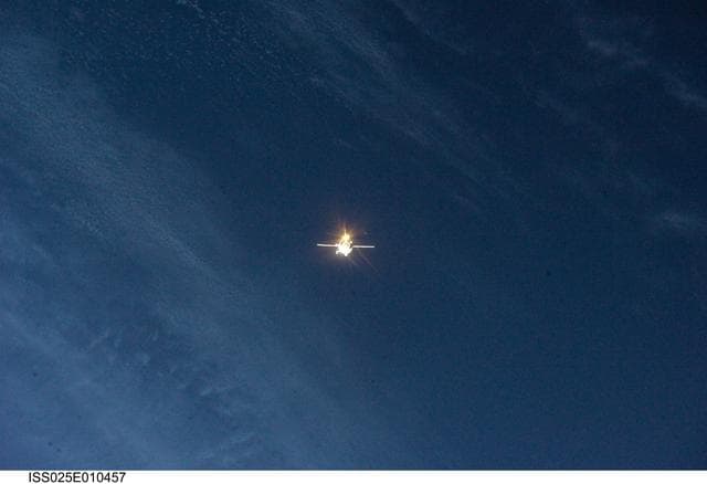 NASA image: Approach of the Progress M-08M/40P