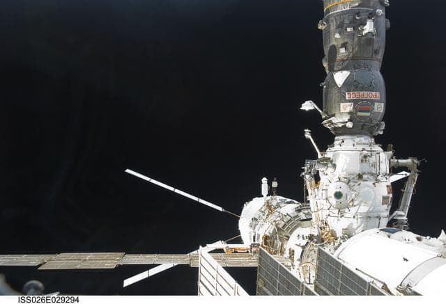 NASA image: ATV 2 Johannes Kepler docked