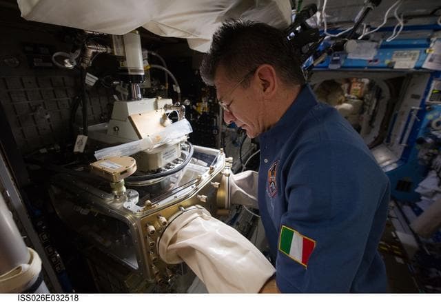NASA image: Nespoli works with the LMM
