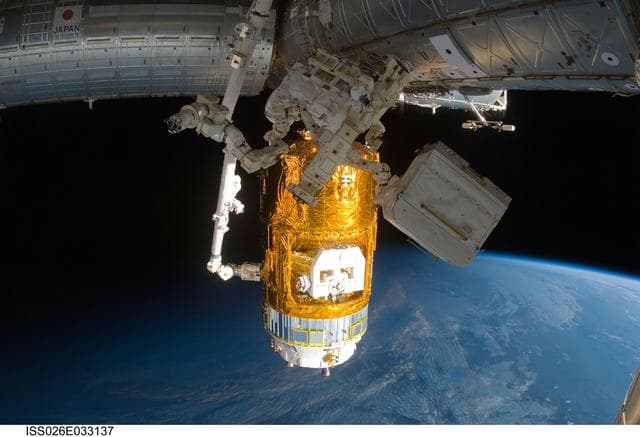 NASA image: Japanese Kounotori HTV-2 Transfer Vehicle Relocation