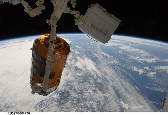 NASA image: HTV2 Unberthed