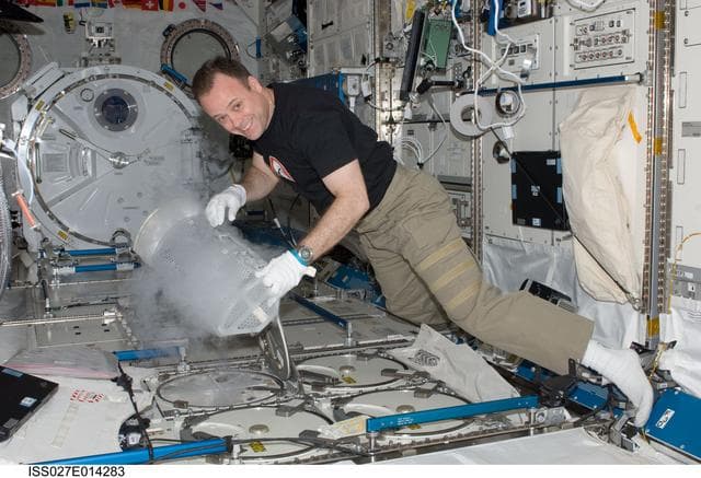 NASA image: Garan works with MELFI in Kibo