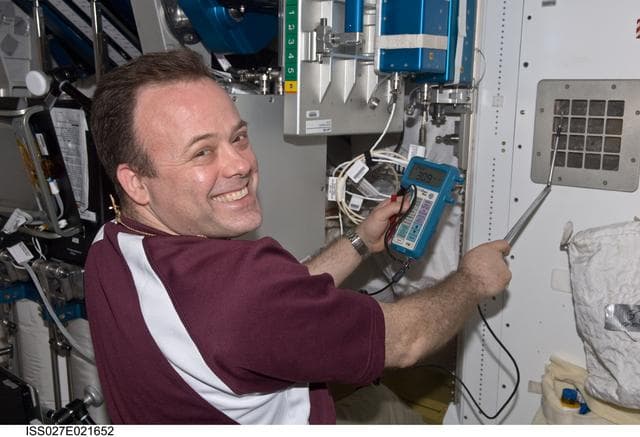 NASA image: Garan takes IMV Flow Measurements in Node 3