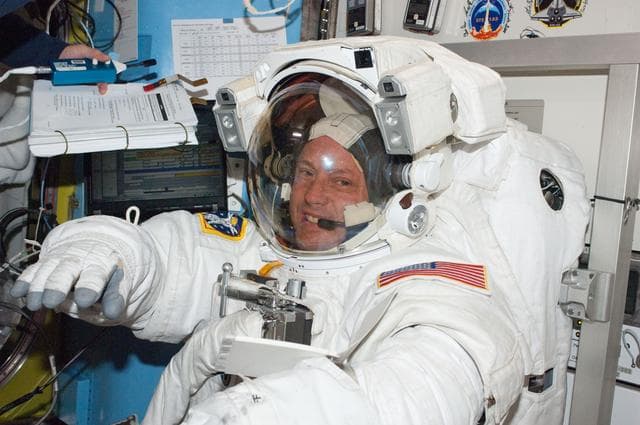 NASA image: View of STS-134 MS Fincke preparing for EVA-4