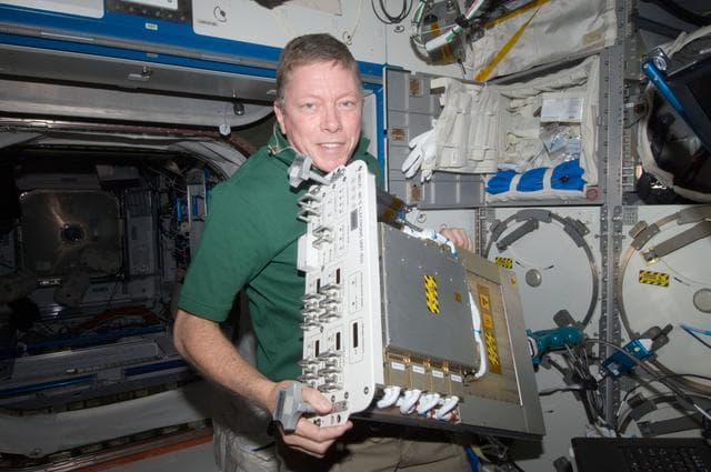 NASA image: MELFI-3 Electronic Unit Replacement