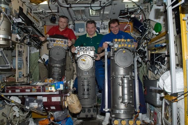 NASA image: Russian Elektron-VM BZh Liquid Unit Replacement