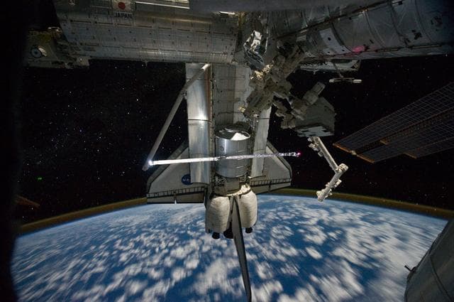 NASA image: View of Atlantis docked to the ISS