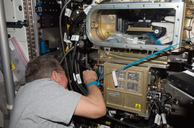 NASA image: Preliminary Advanced Colloids Experiment