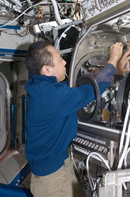 NASA image: SODI-COLLOID (Selectable Optical Diagnostics Instrument - Colloid)