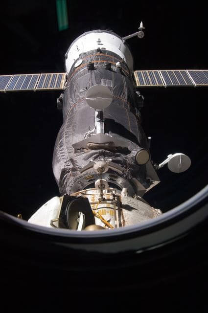 NASA image: Progress 45 approach for docking with ISS