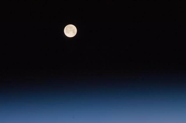 NASA image: iss030e028873