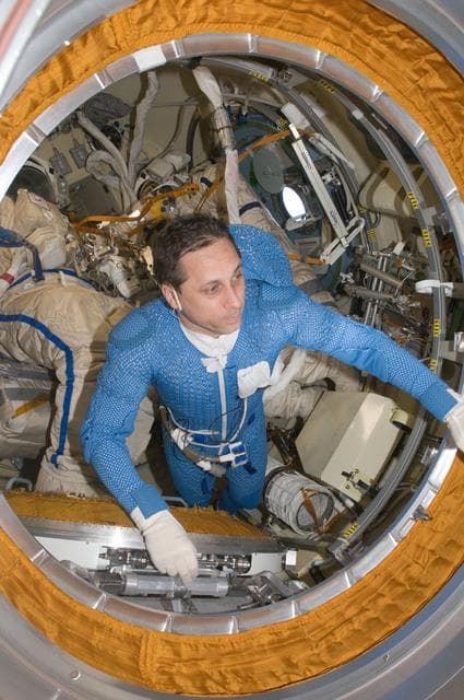 NASA image: Shkaplerov prepares for EVA