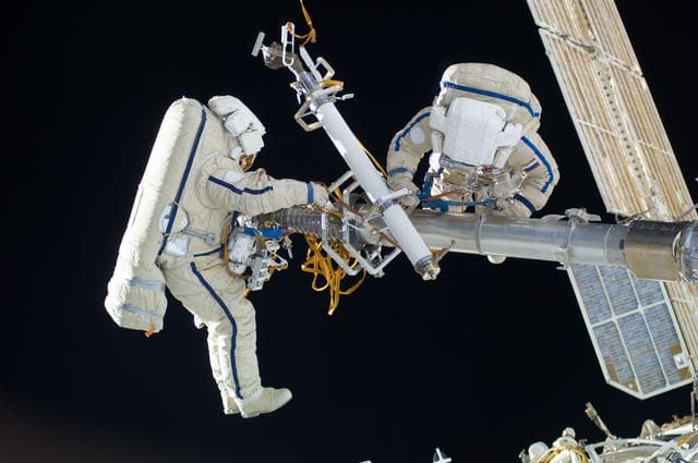 NASA image: iss030e078537