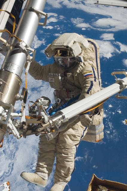 NASA image: iss030e079955