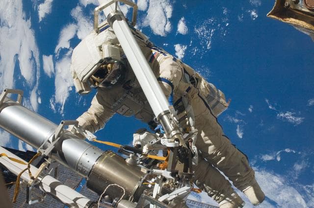 NASA image: iss030e079956