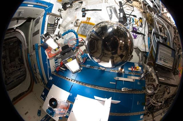 NASA image: iss030e108820