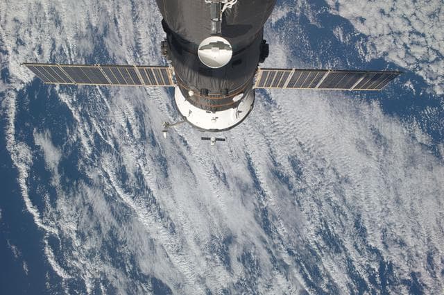 NASA image: Dragon Spacecraft Approaches ISS